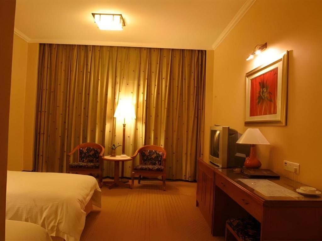 Nanfang Dasha Hotel Гуанджоу Екстериор снимка
