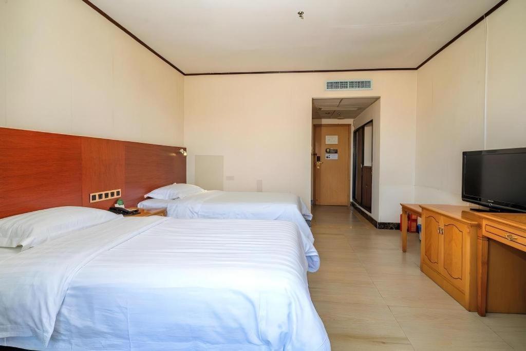 Nanfang Dasha Hotel Гуанджоу Екстериор снимка