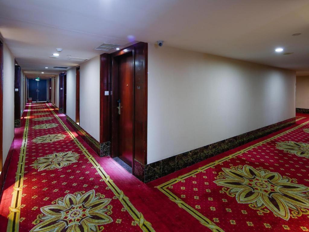 Nanfang Dasha Hotel Гуанджоу Екстериор снимка